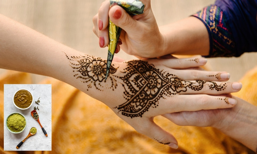 Henna tattoo by Muslim artist