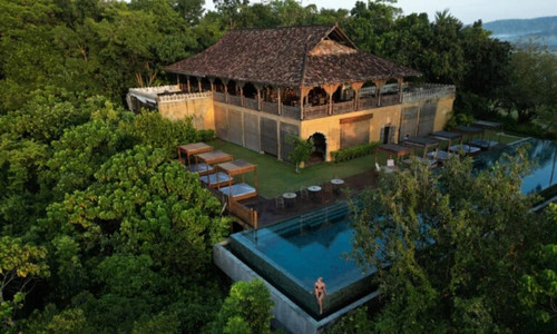 Stay in an all-inclusive luxury cottage
